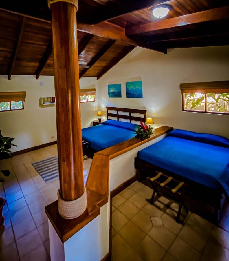 Jaco Hotel Docelunas Esterno foto